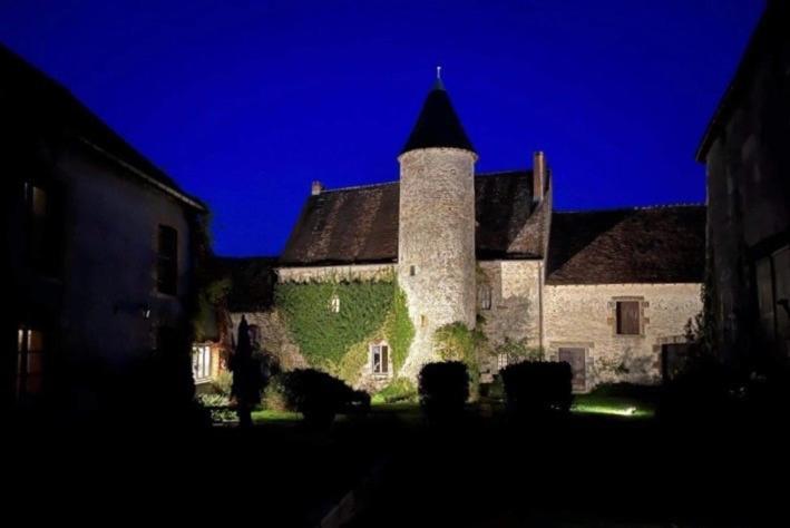 Chateau Mareuil Bed and breakfast 2*